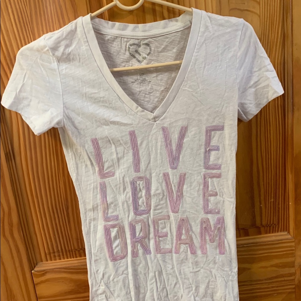 Live Love Dream t-shirt size small ❤️